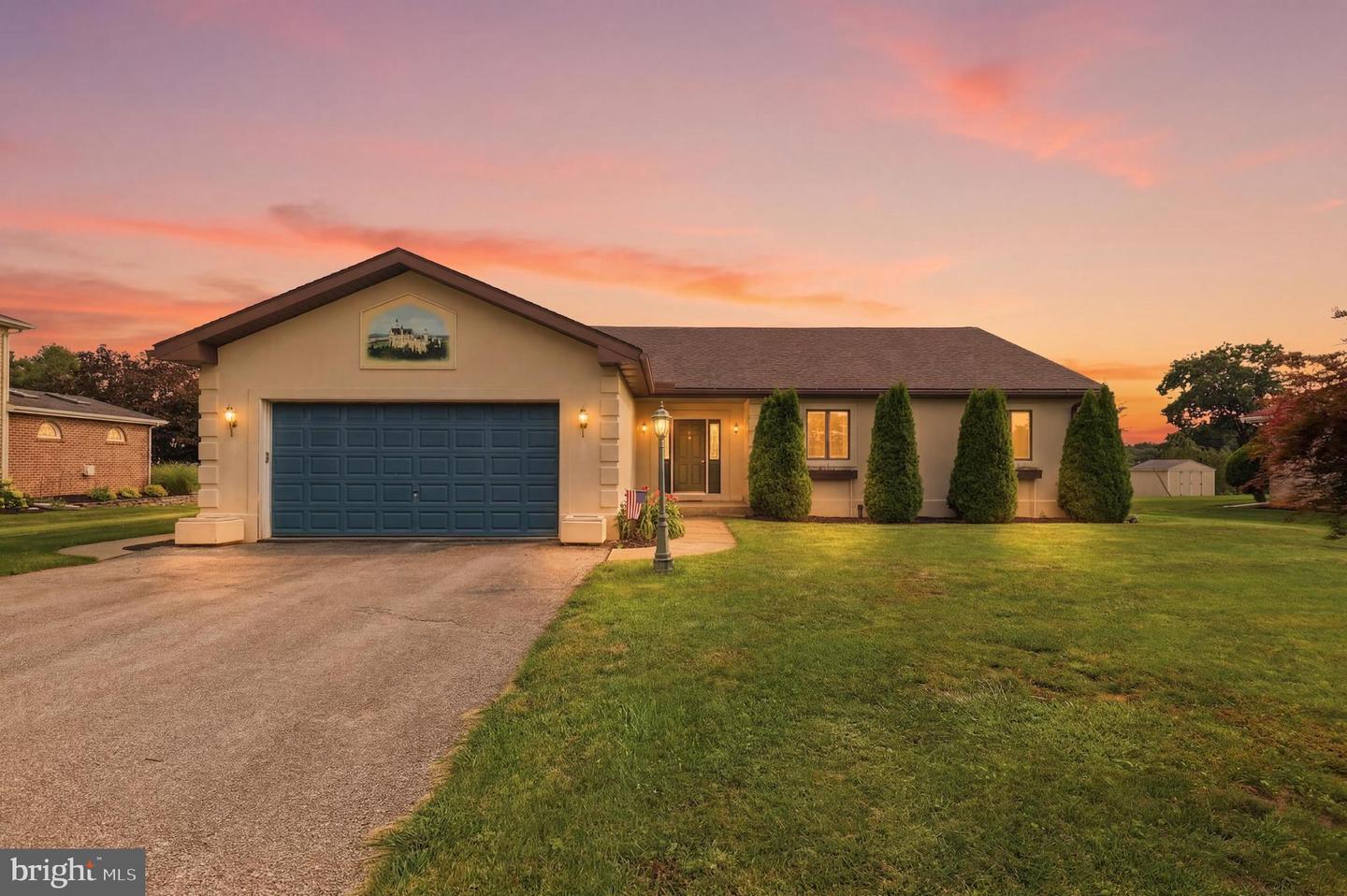 2884 Sunset Drive