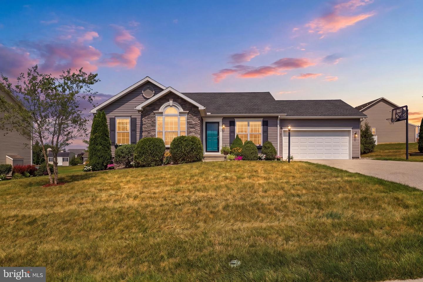 290 N Alpine Drive