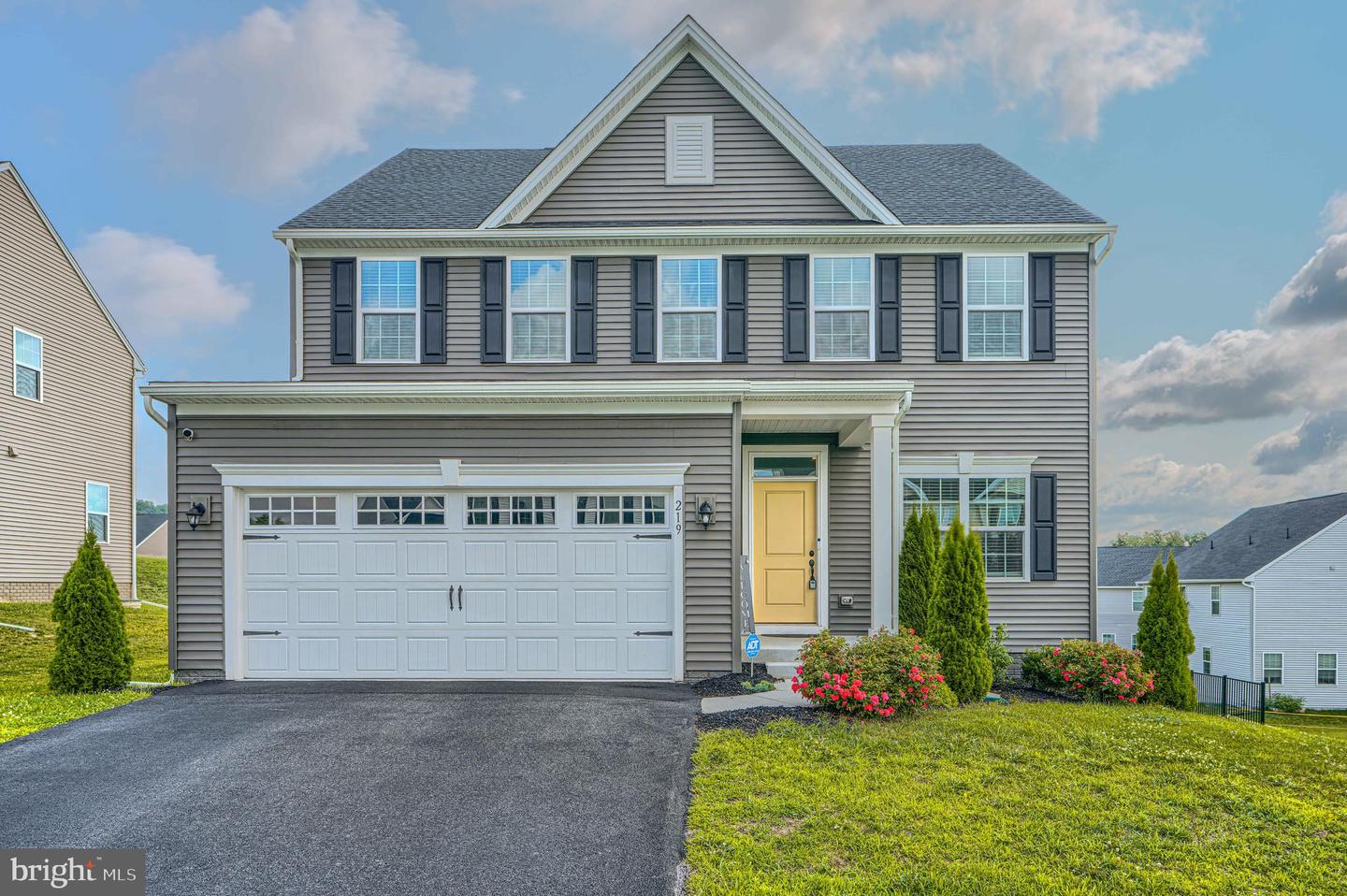 219 Chadsworth Way, York