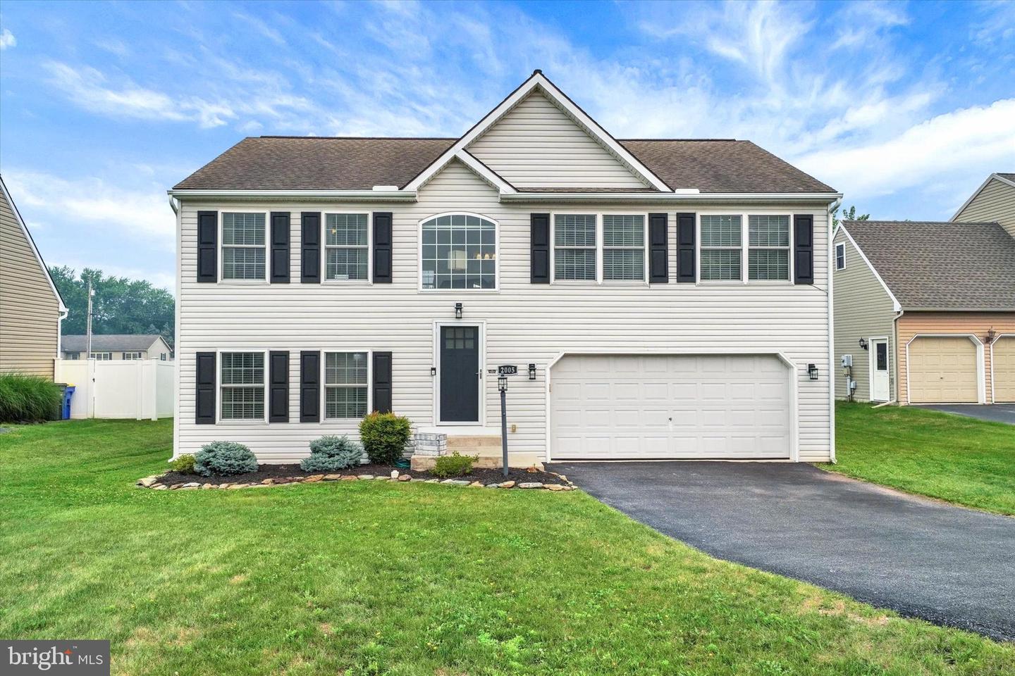 2005 Ashcombe Drive, Dover