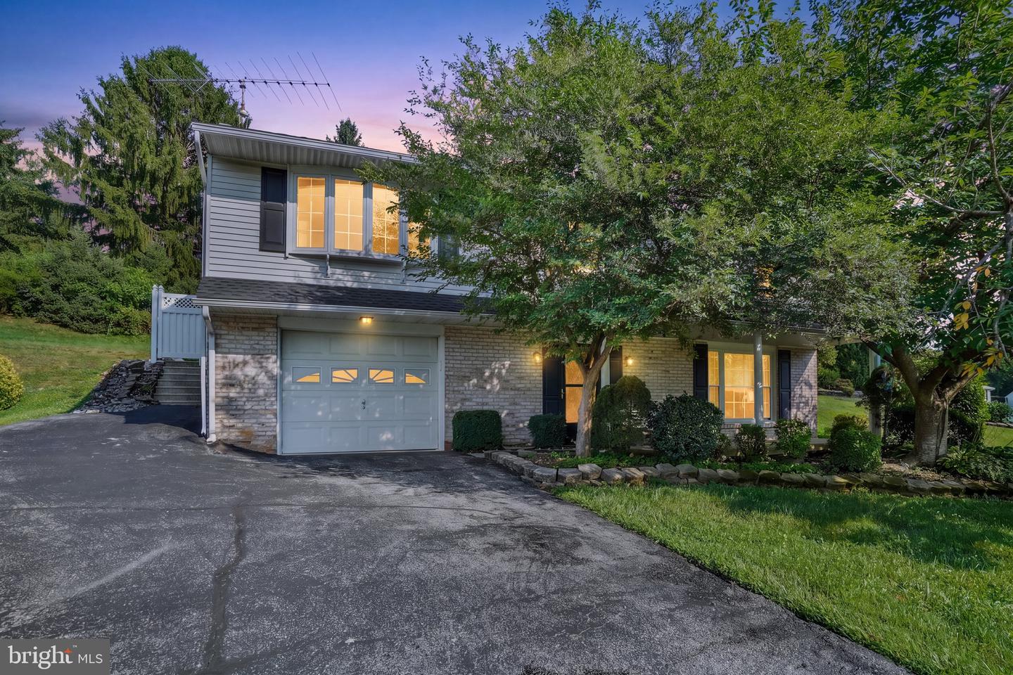 127 Strassburg Circle