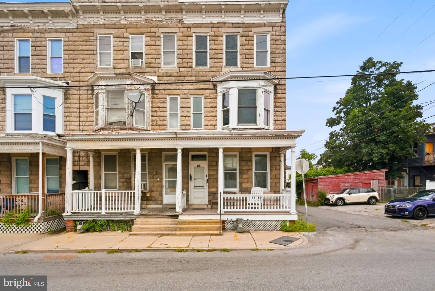 143 S Belvidere Avenue