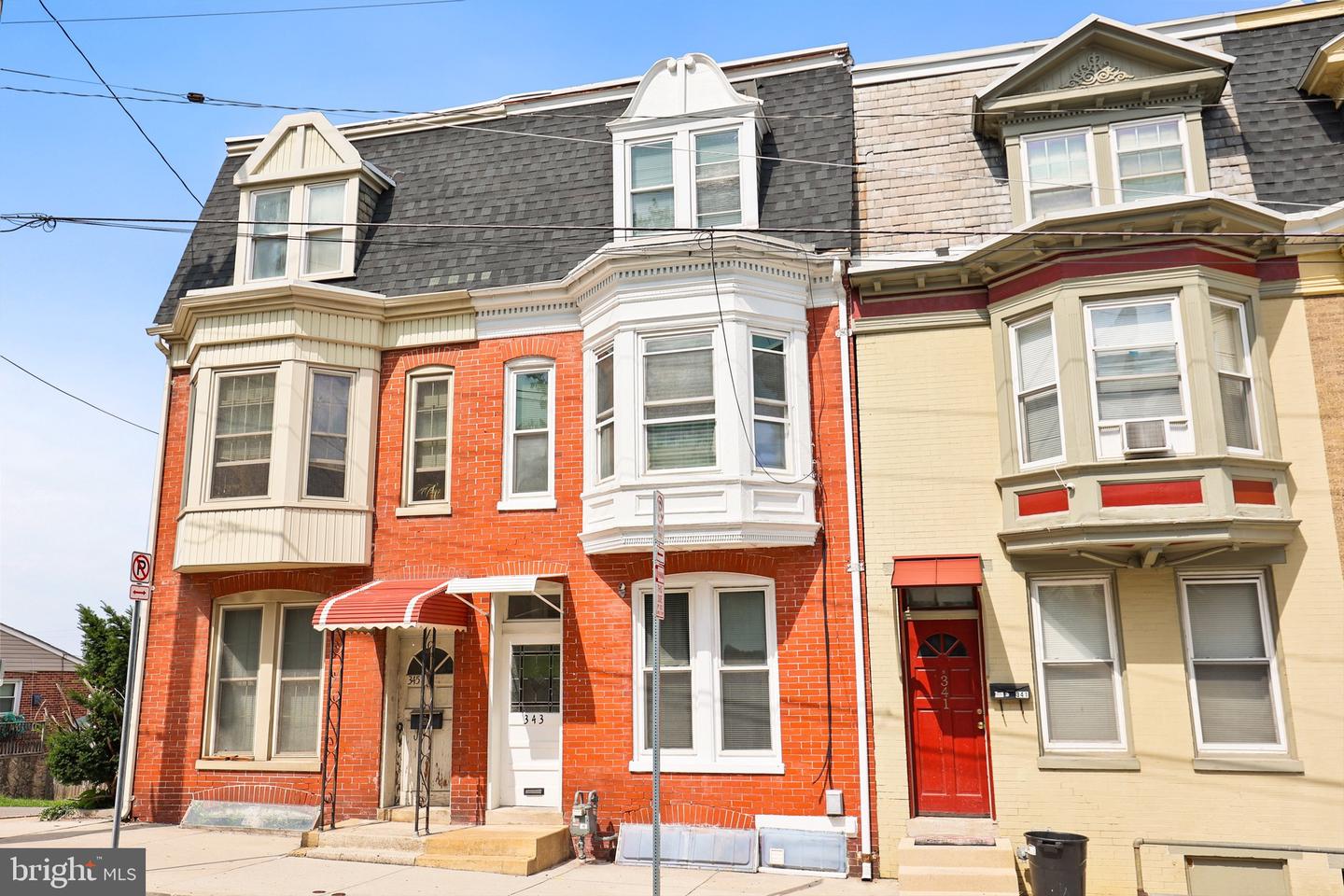 343 N Newberry Street
