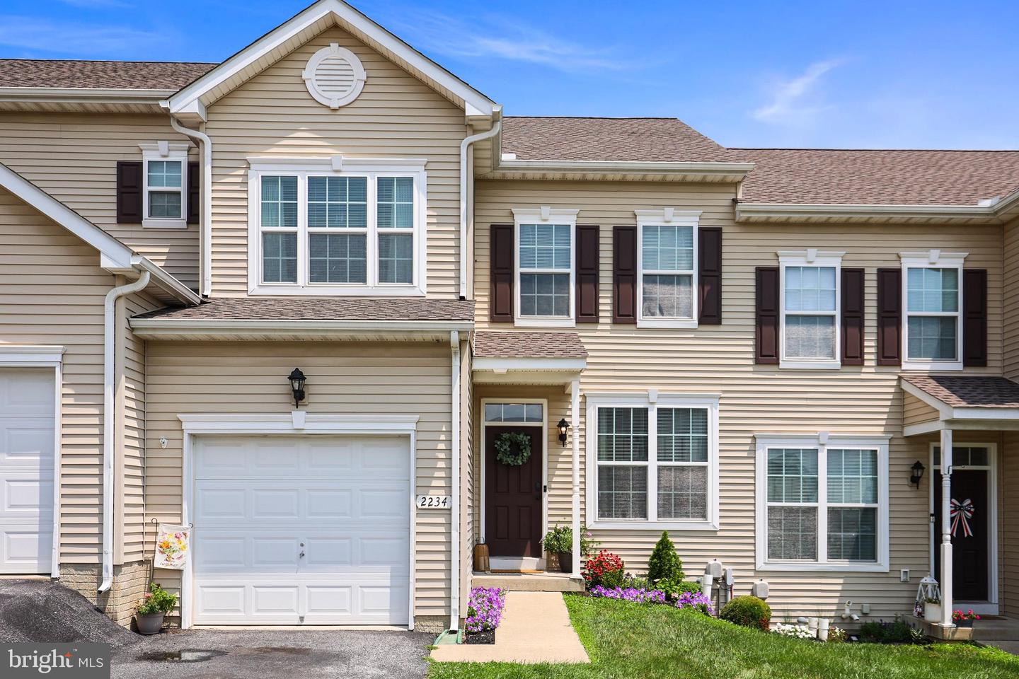 2234 Live Oak Lane #2234