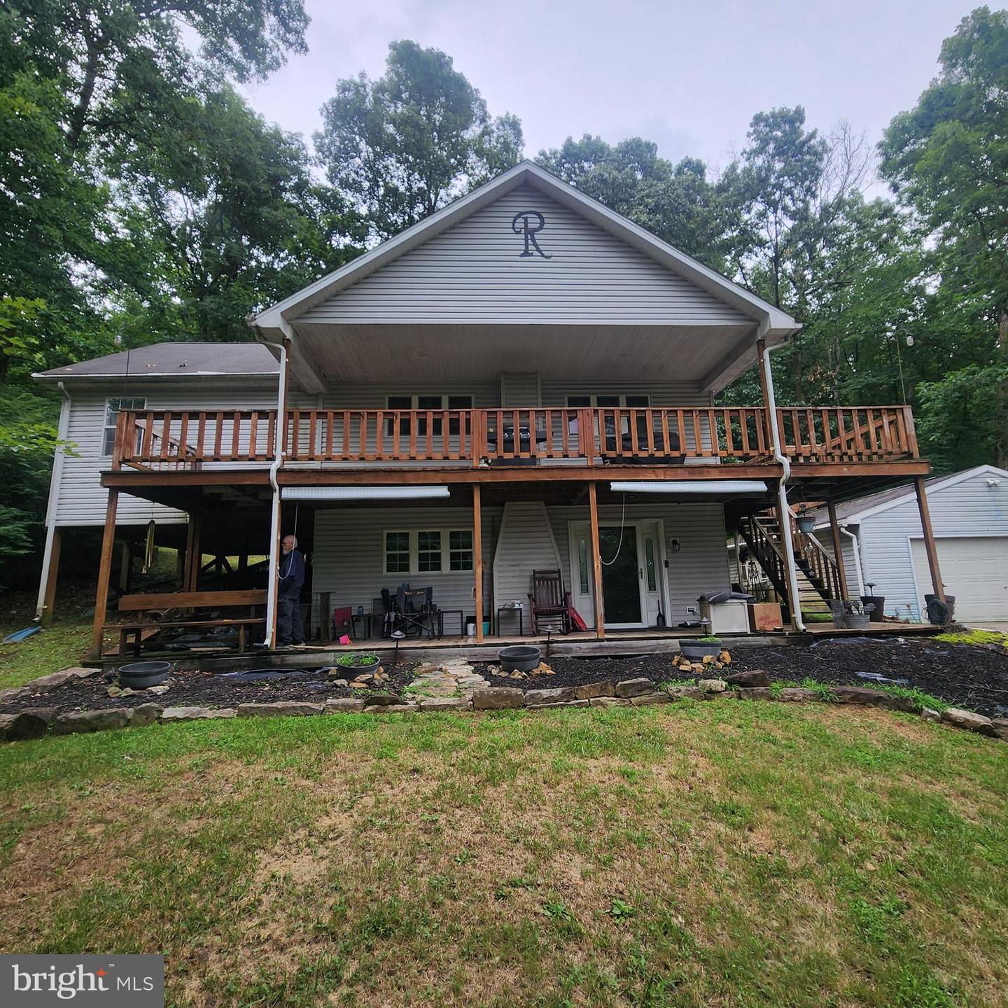 290 Creek Road