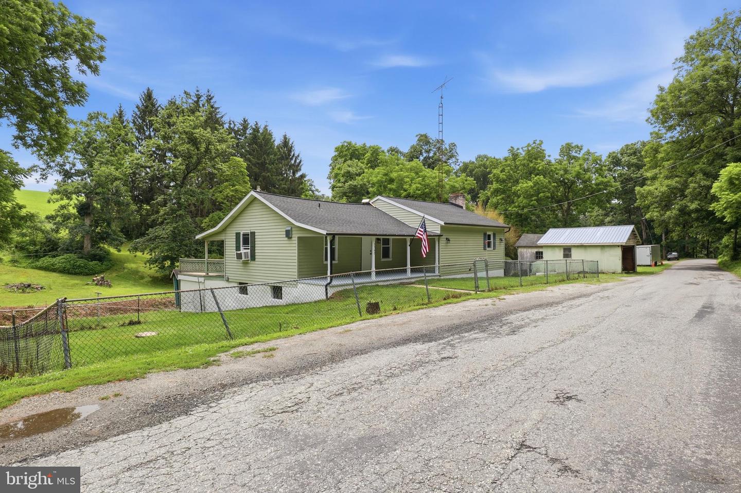 3362 Myers School Road, Red Lion