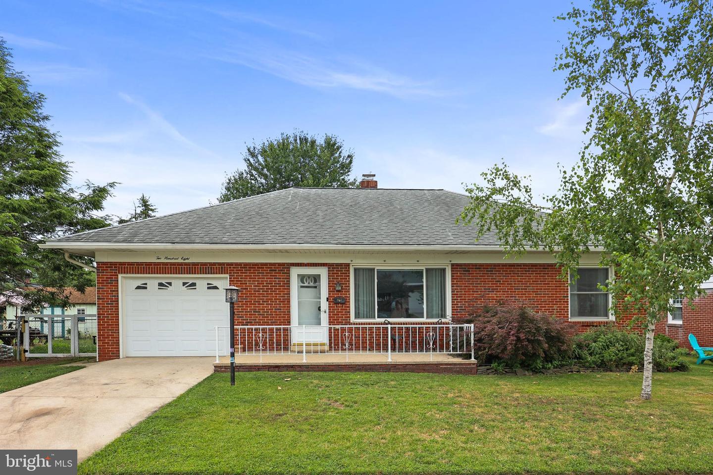 208 Willow Street
