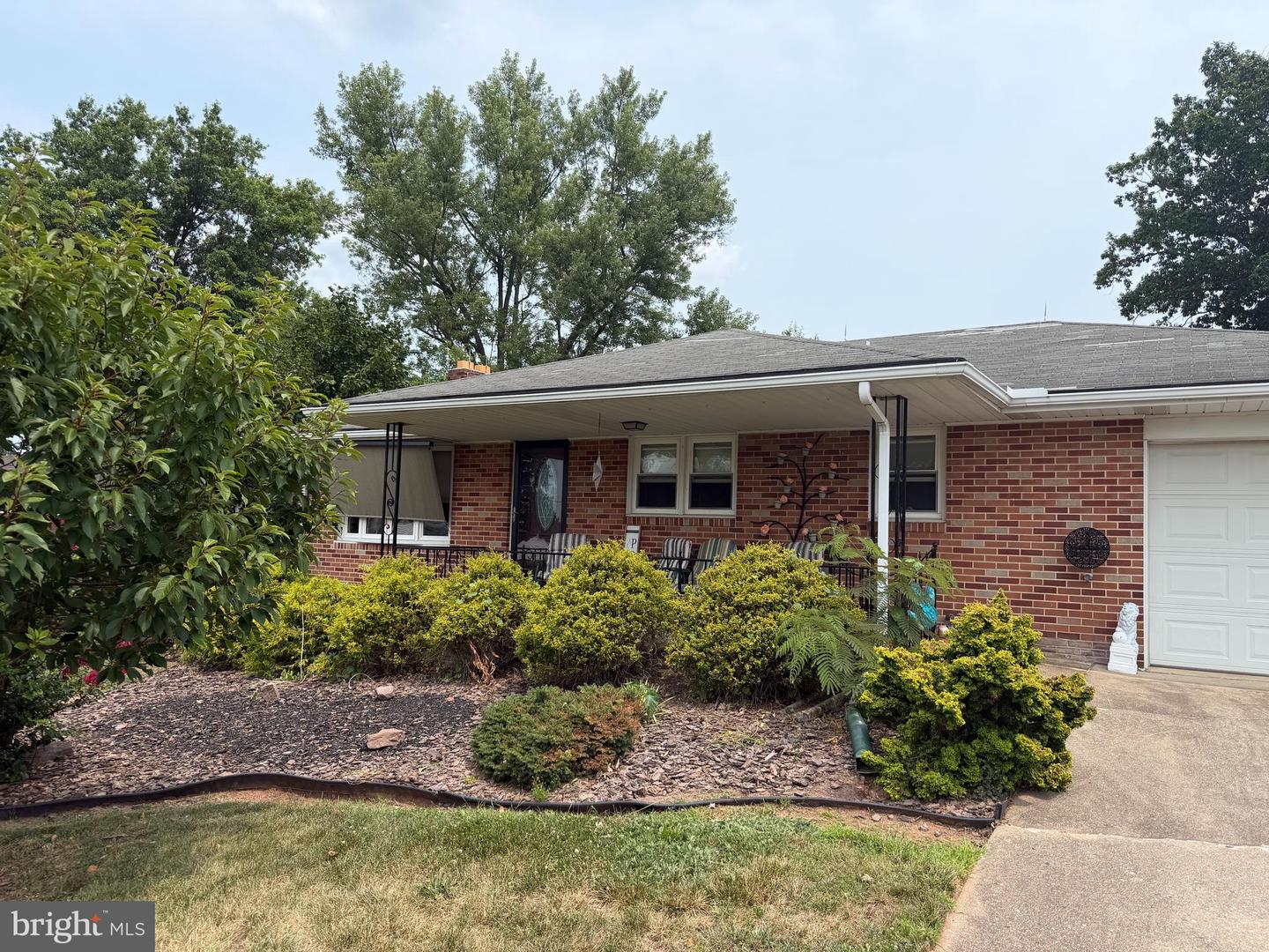 2329 Redwood Road