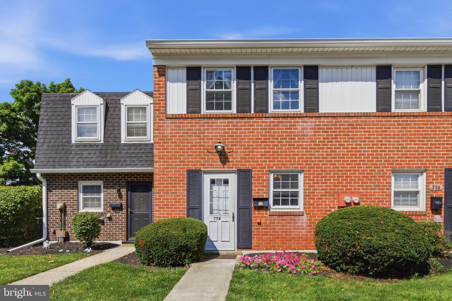 774 Hardwick Place