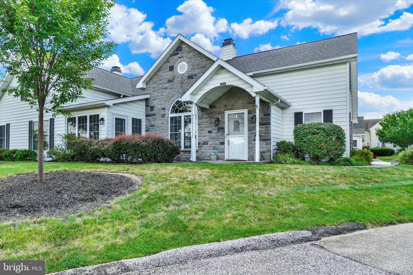 2170 Knob Hill Road