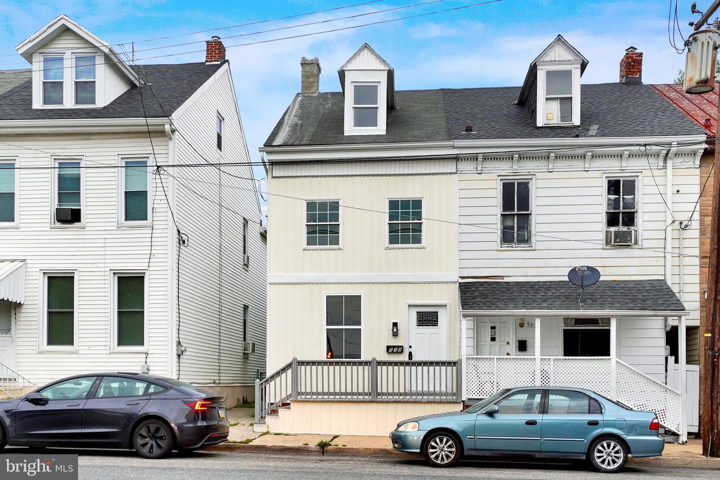 539 W Princess Street