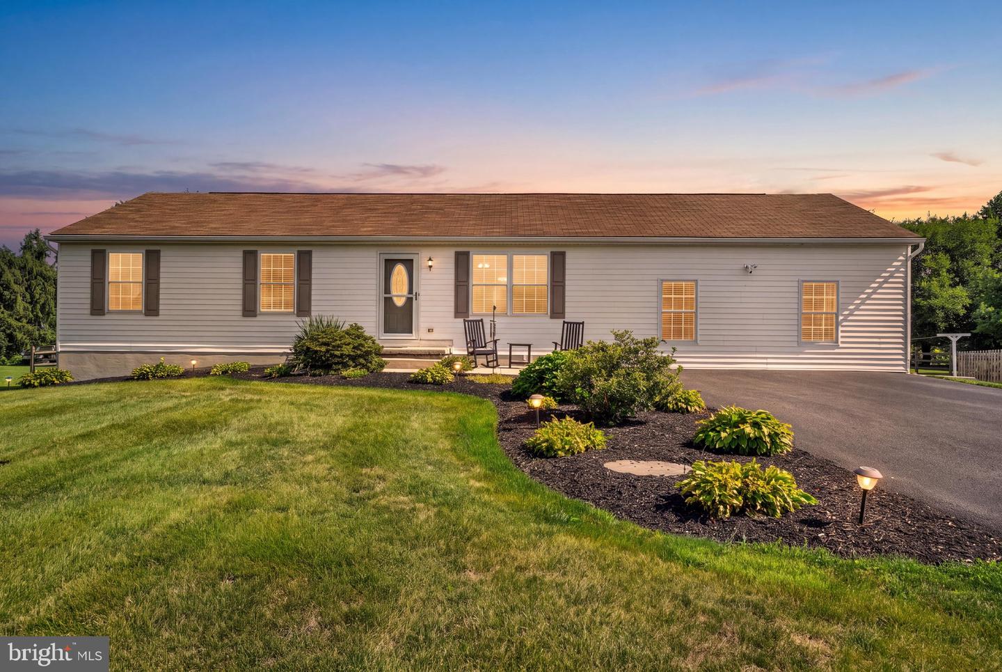 6011 Holly Tree Court