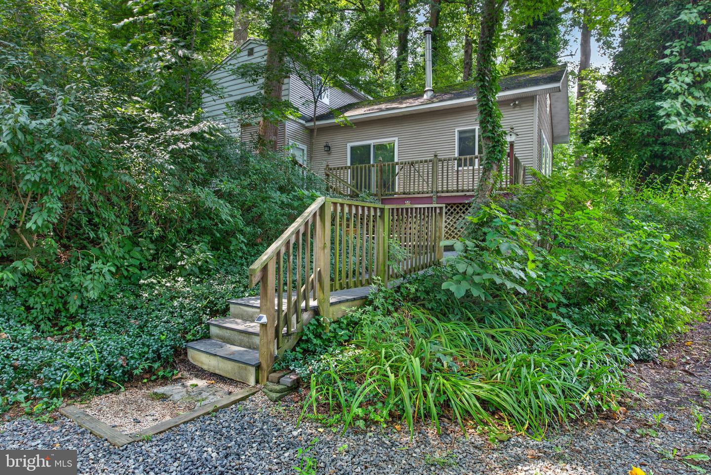 699 Cold Cabin Road