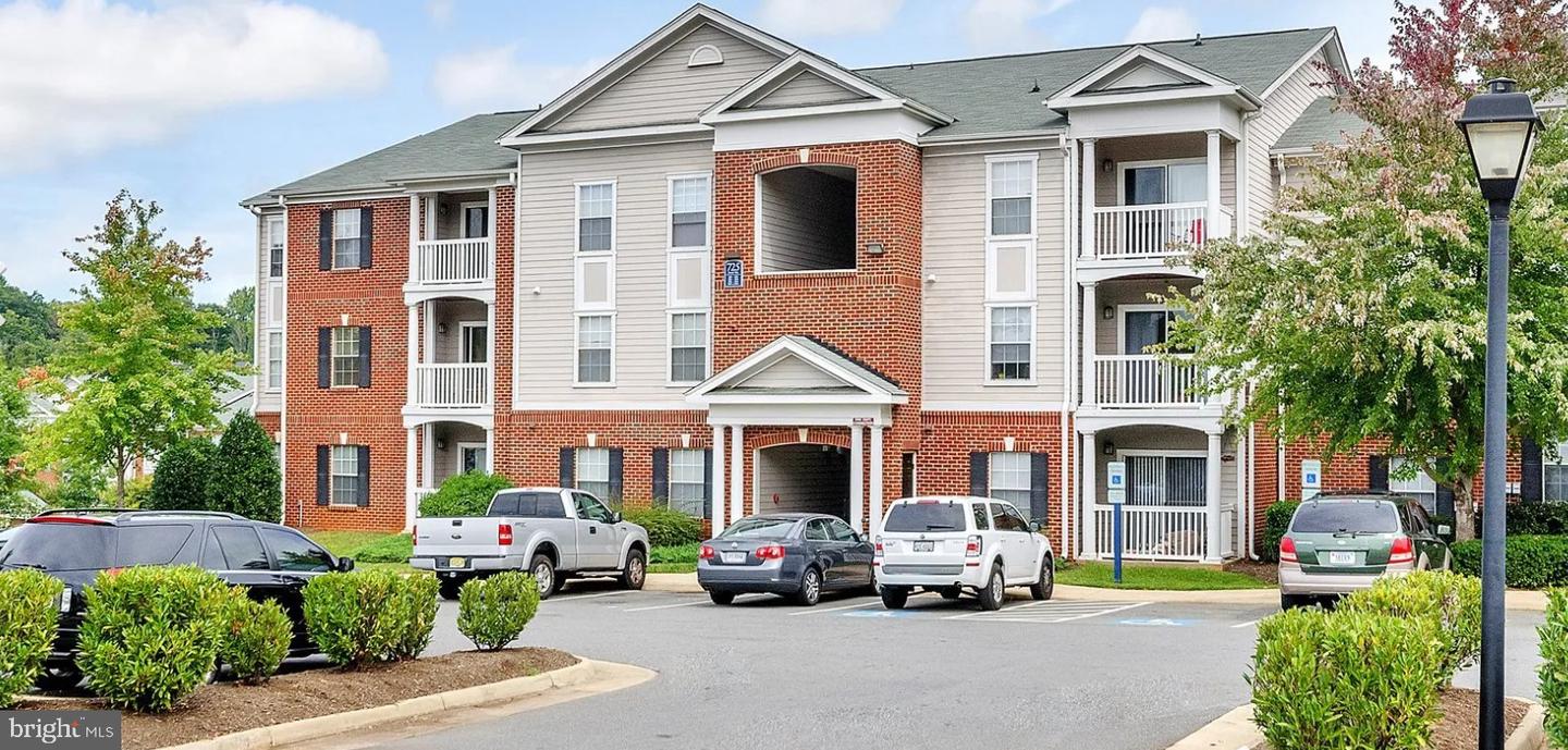 192 Yellowstone Drive #205, Charlottesville