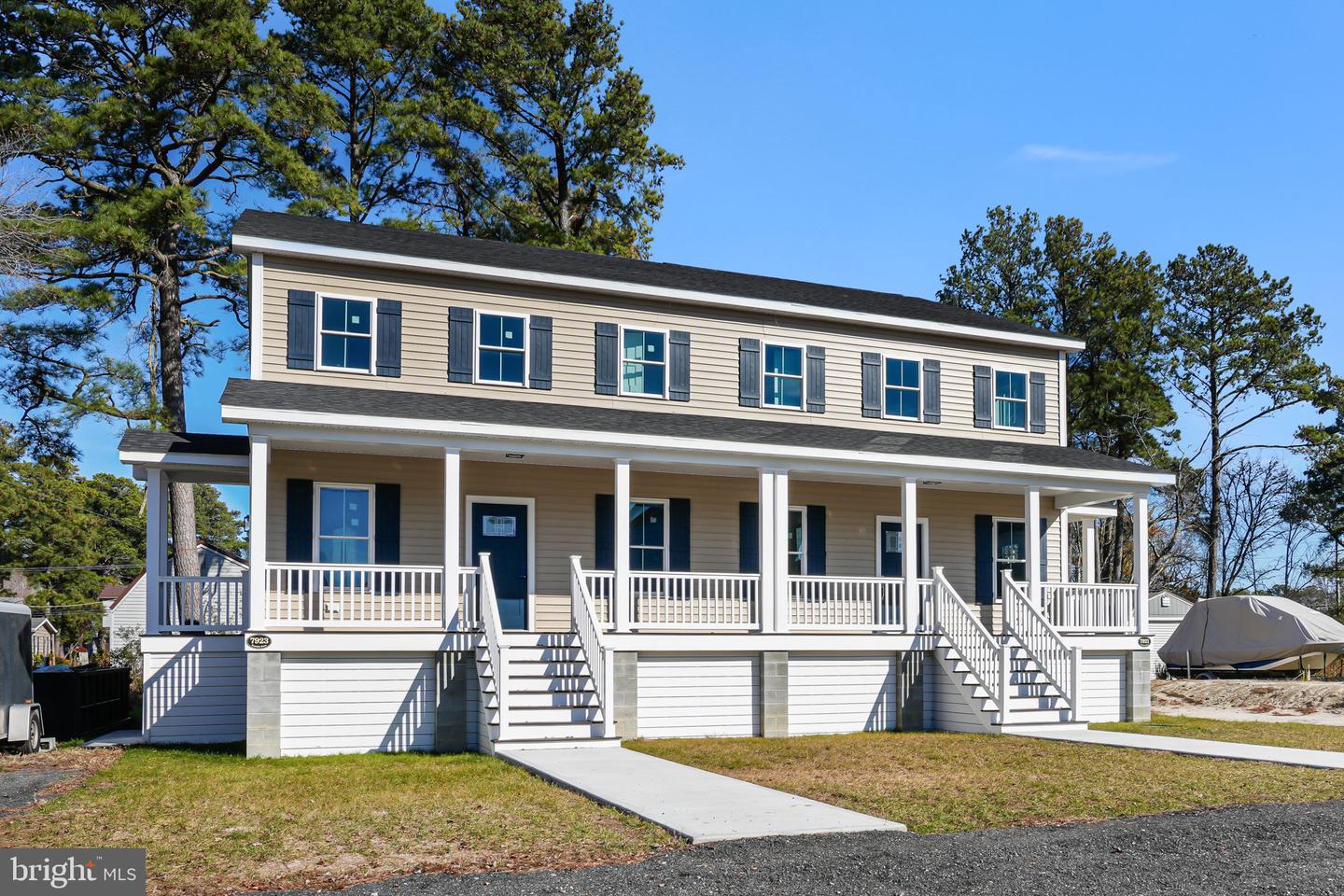 7923 East Side Road