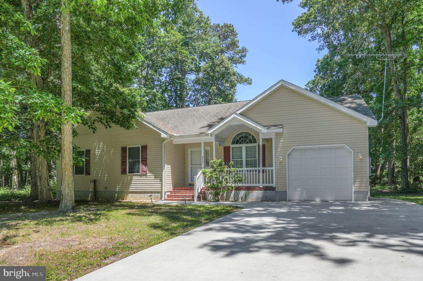 2347 Mayflower Drive