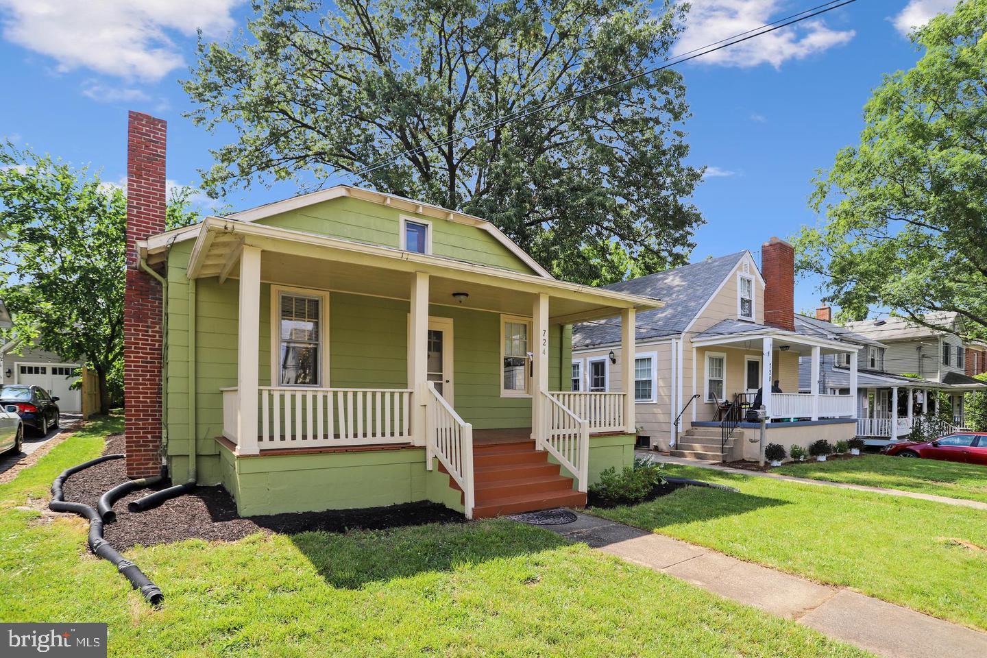 724 N Cleveland Street, Arlington
