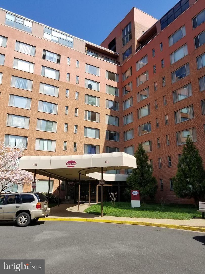 1111 Arlington Boulevard #312, Arlington