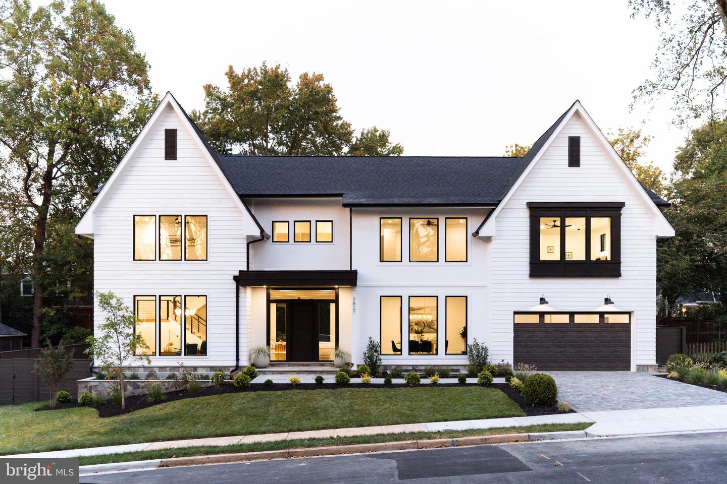 3827 N Abingdon Street, Arlington