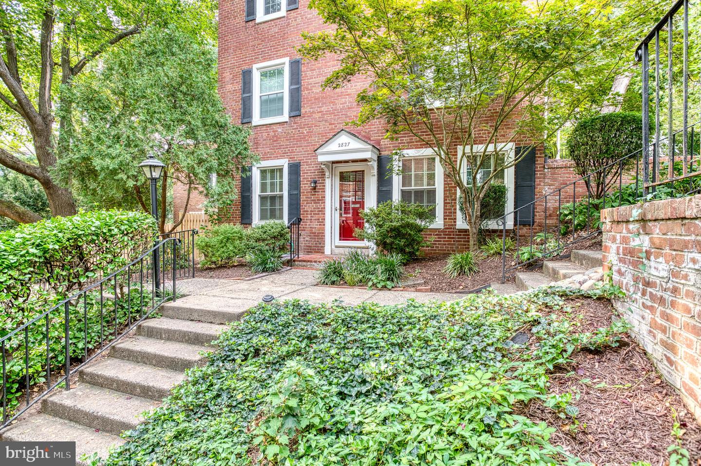 2827 S Abingdon Street #2233, Arlington