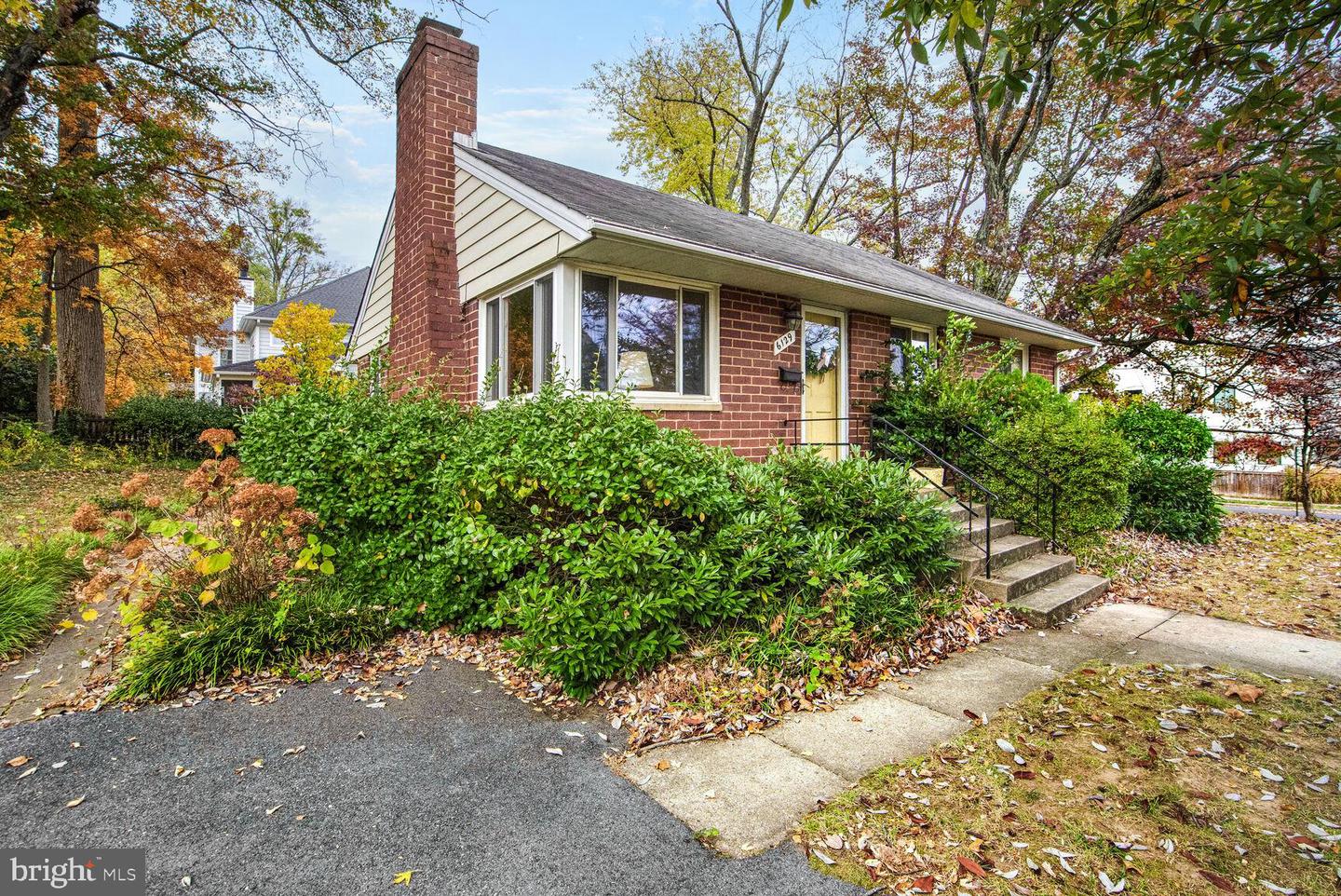 6129 35th Street N, Arlington
