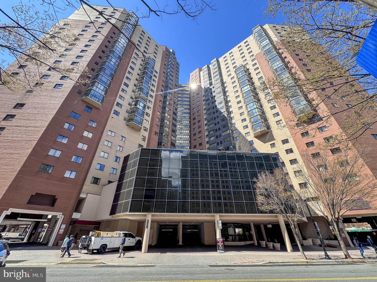 900 N Stafford #1408, Arlington