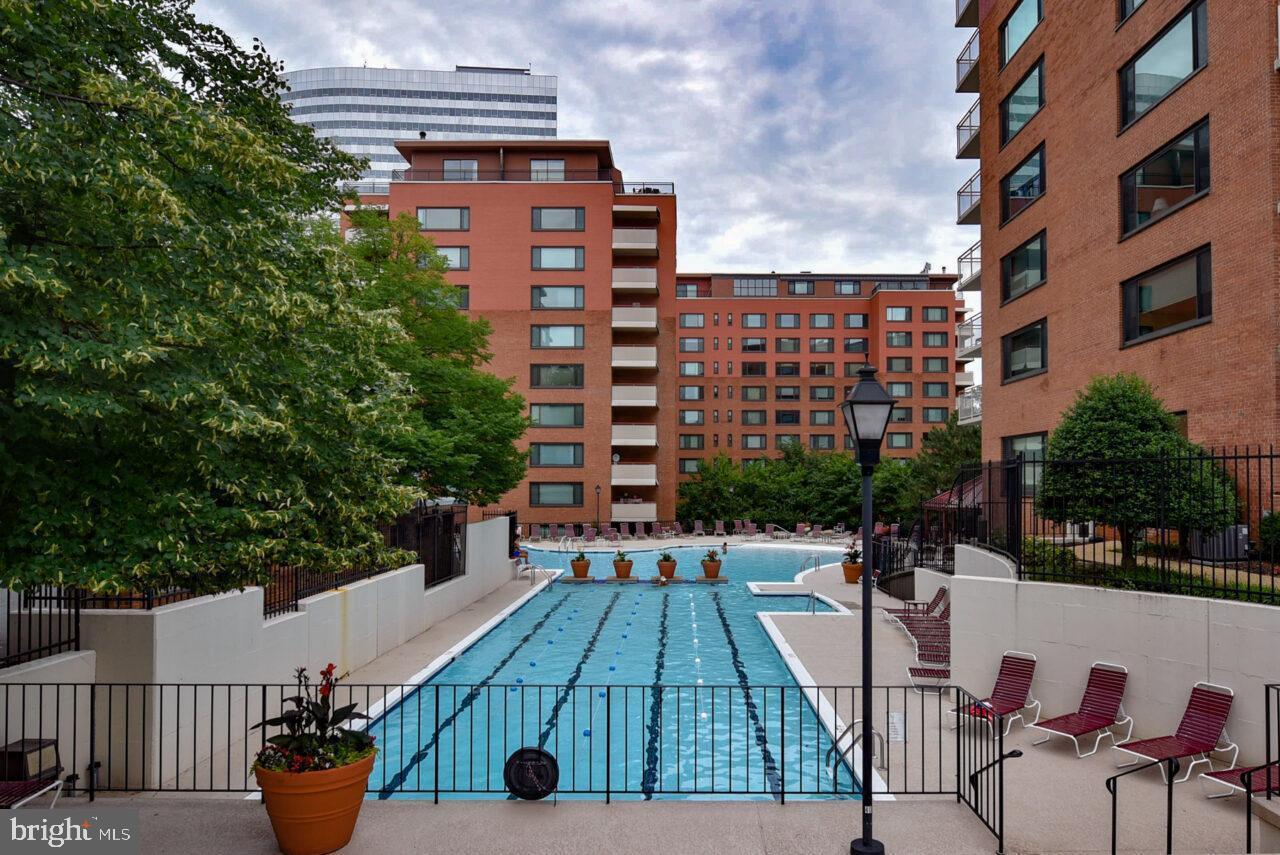 1111 Arlington Boulevard #501, Arlington