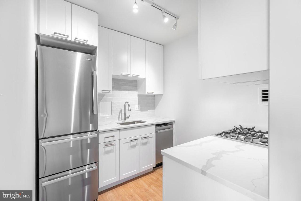 3601 5th Street S #408, Arlington