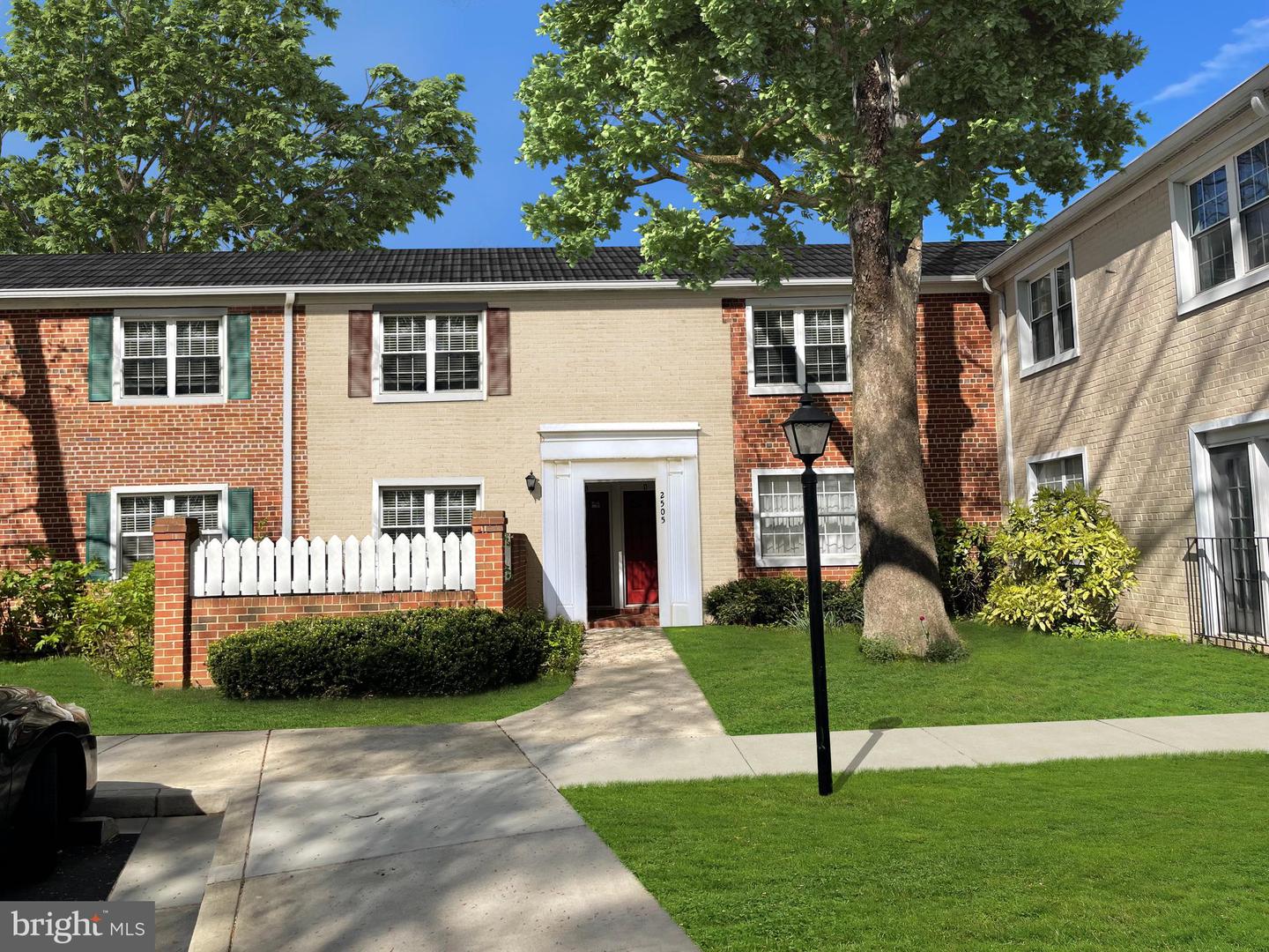 2505 S Walter Reed Drive #a, Arlington