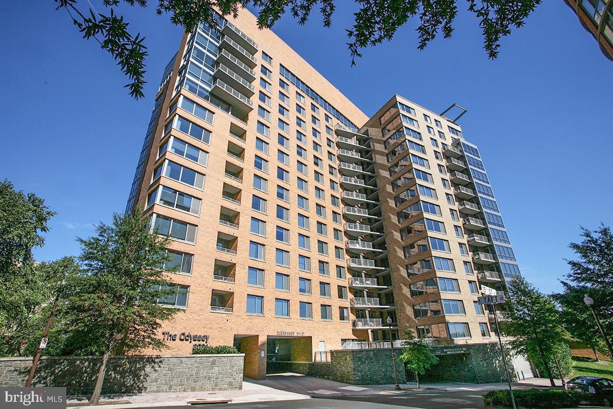 2001 15th Street N #319, Arlington