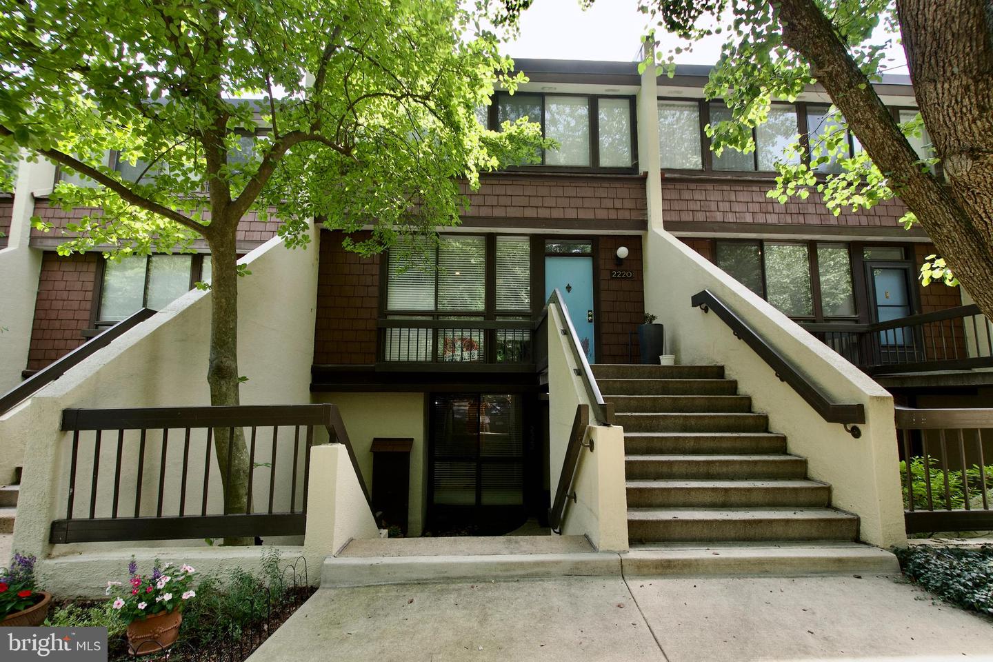2222 S Quincy Street #1, Arlington