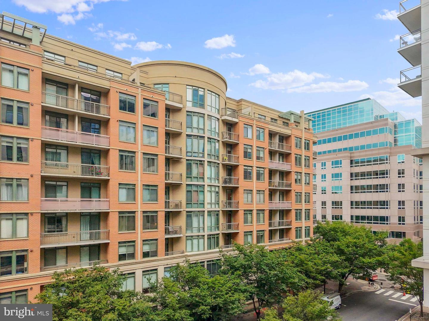 3625 10th Street N #303, Arlington