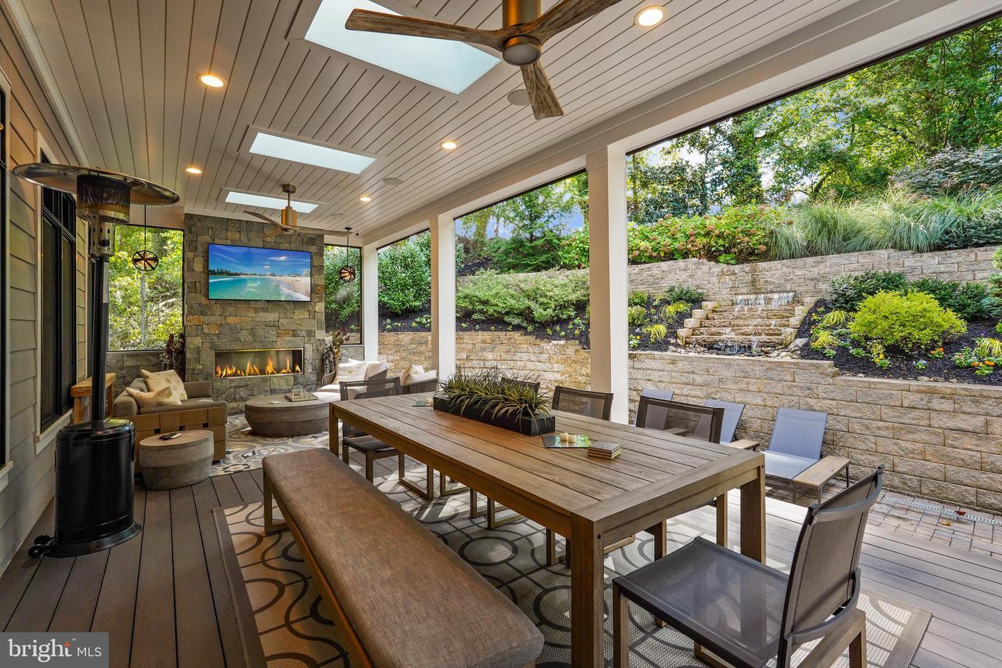 3400 Military Road, Arlington