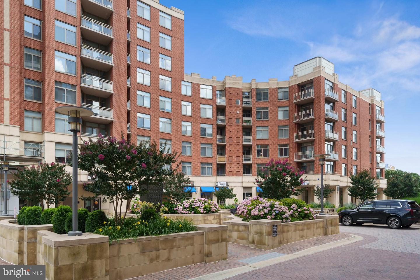 3600 S Glebe Road #215w
