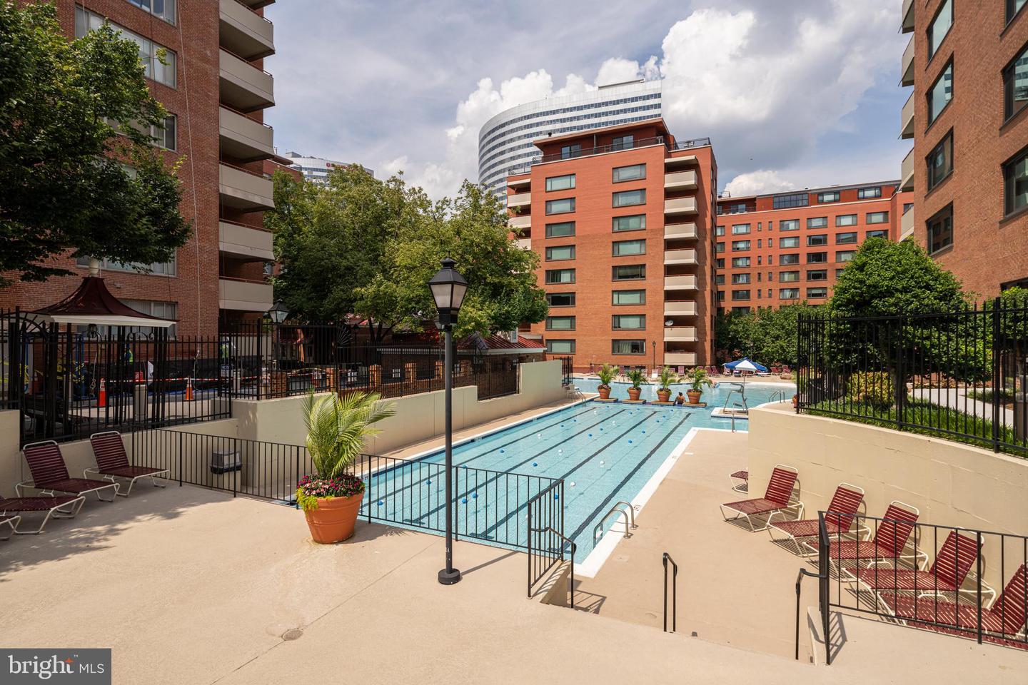 1111 Arlington Boulevard #317