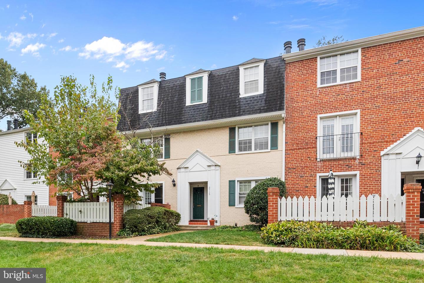 2715 S Walter Reed Drive #b, Arlington
