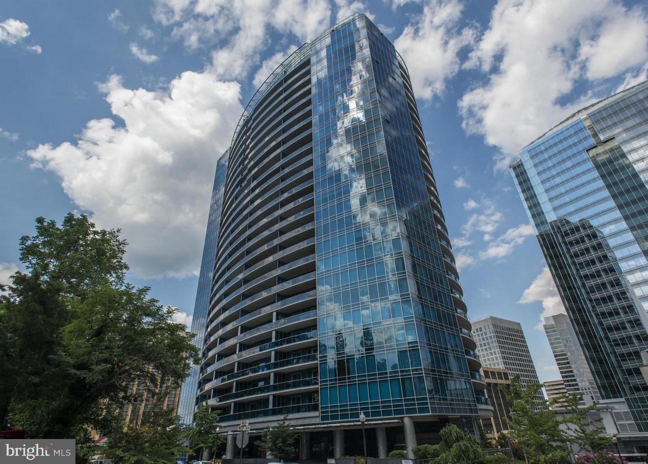 1881 N Nash Street #1011, Arlington