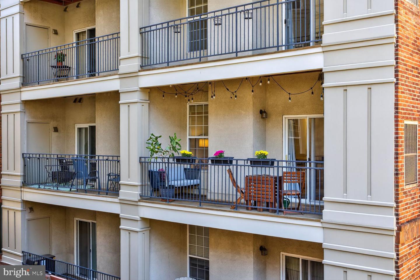 2330 14th Street N #205, Arlington