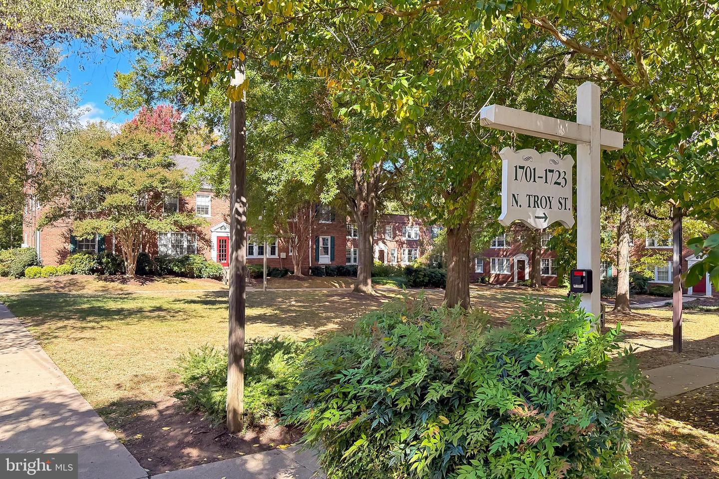 1723 N Troy Street #8-405, Arlington