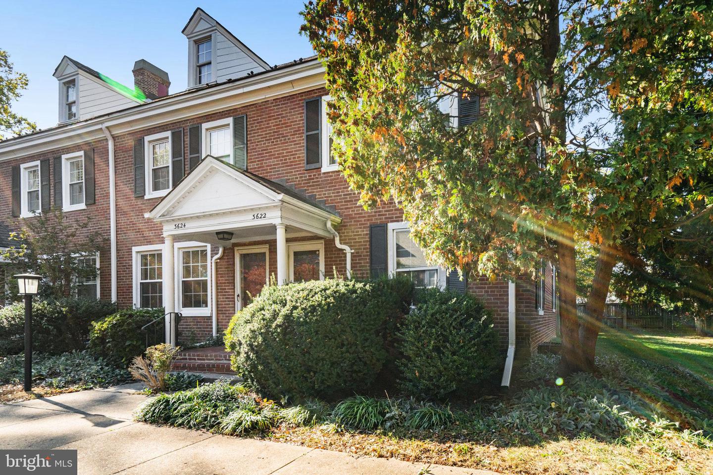 3622 S Taylor Street, Arlington