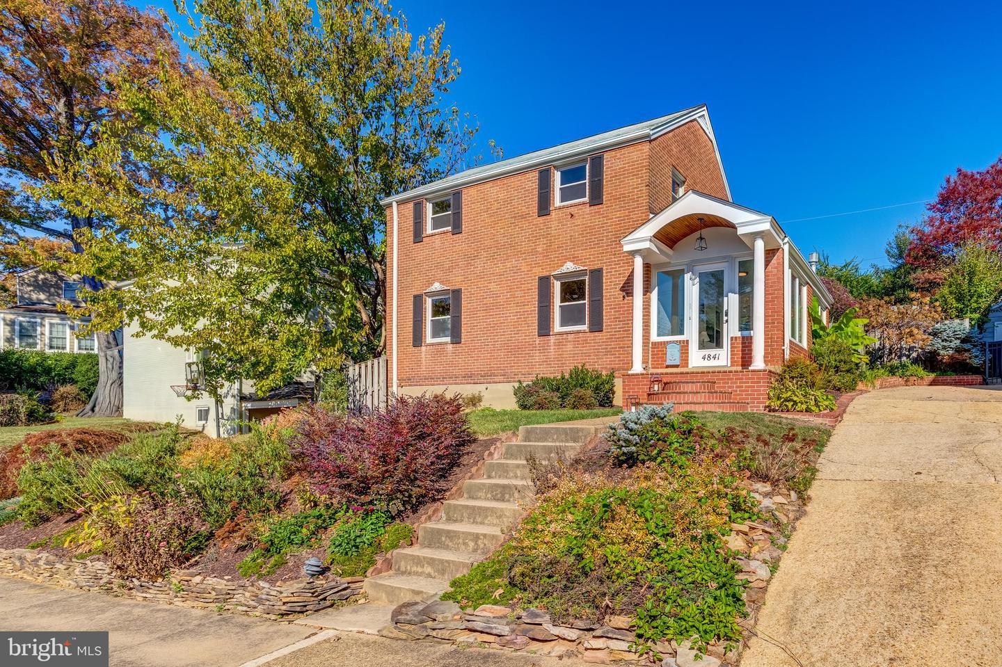 4841 1st Street S, Arlington