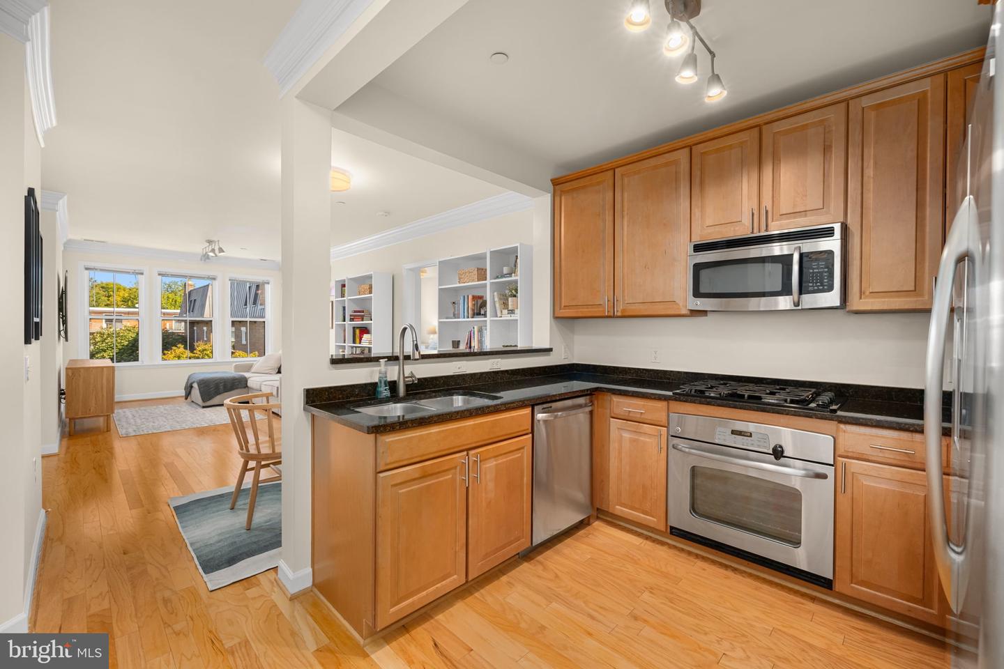 2101 N Monroe Street #307