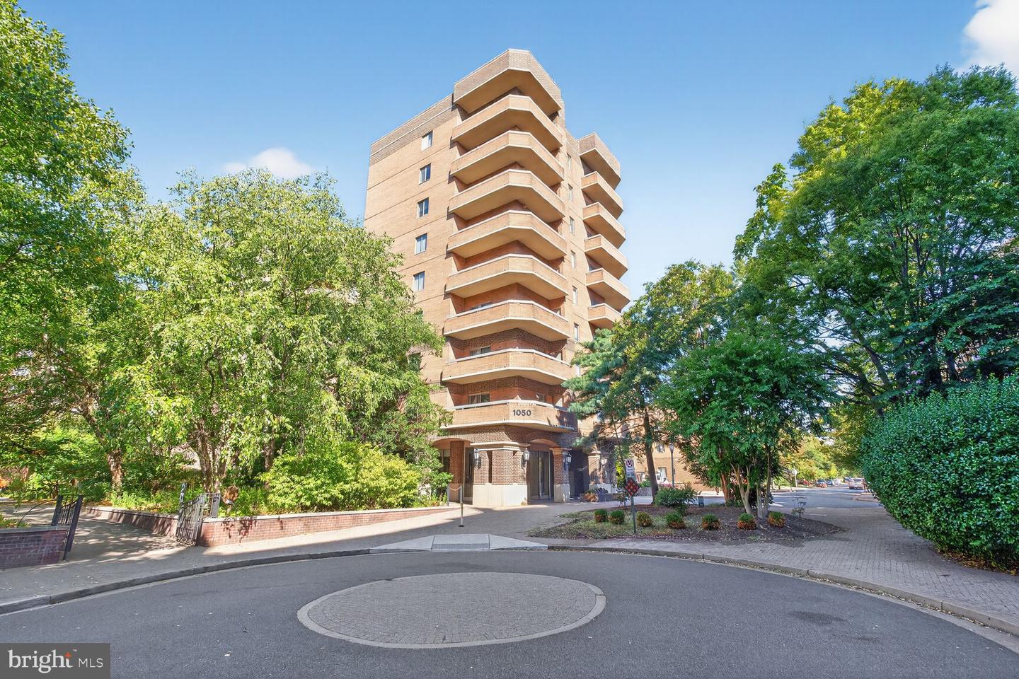 1050 N Stuart Street #701, Arlington