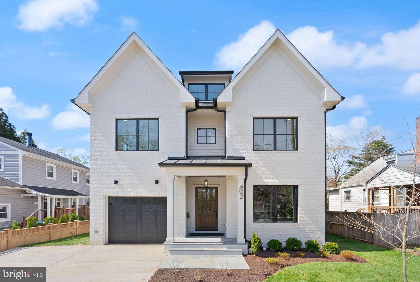 802 N Edgewood Street, Arlington