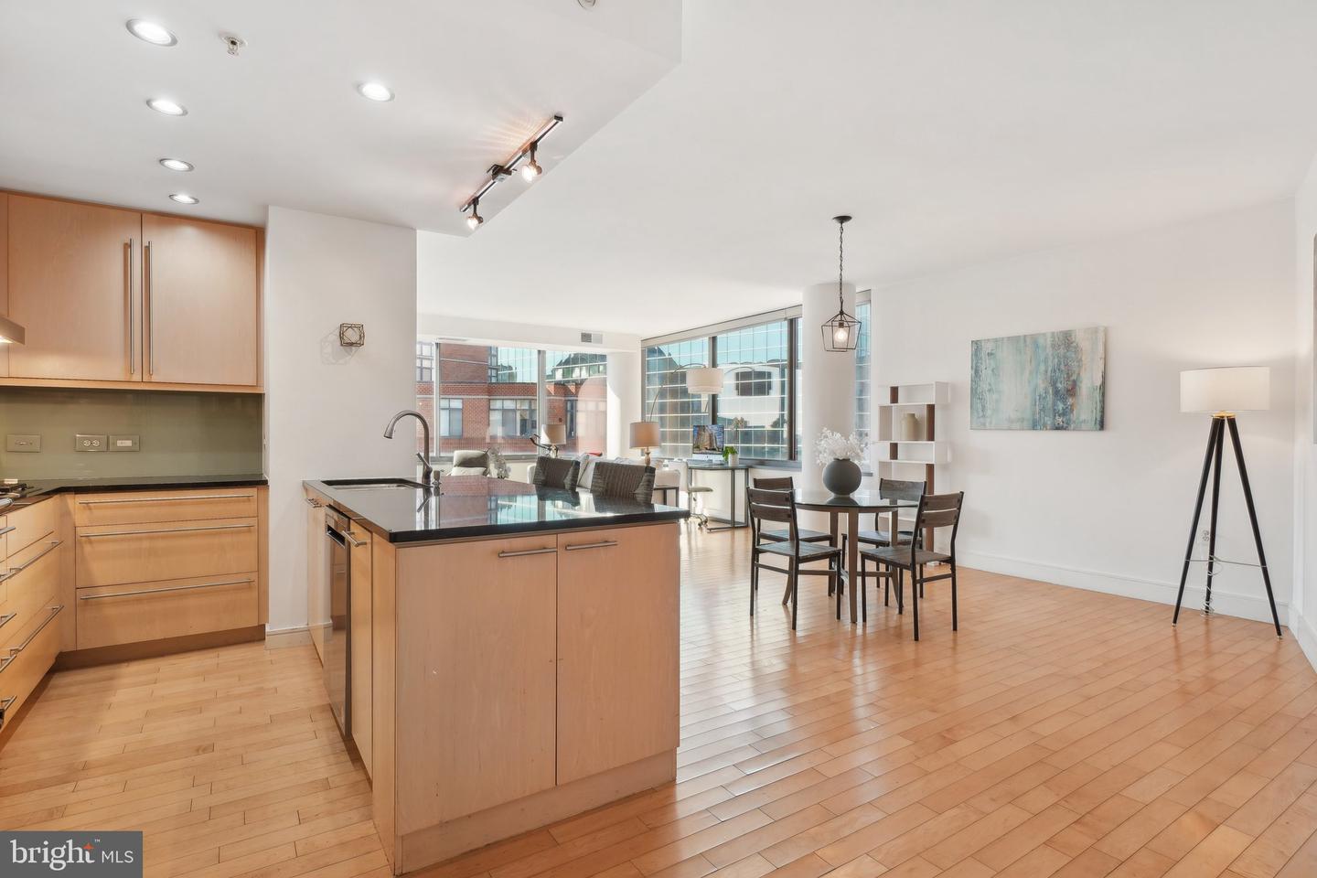 2001 15th Street N #1008, Arlington