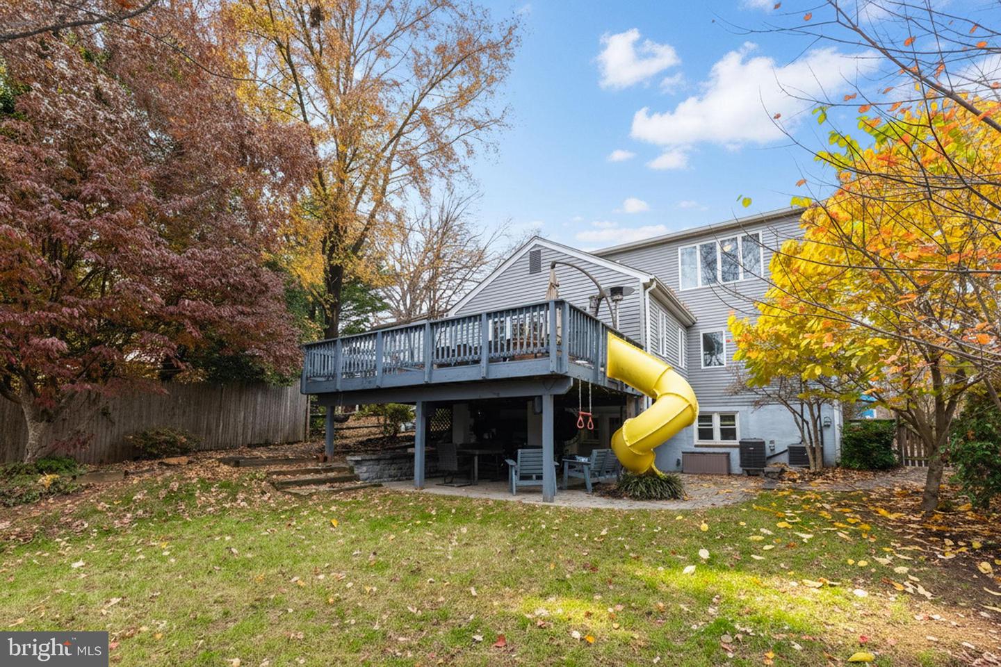 6282 15th Road N, Arlington