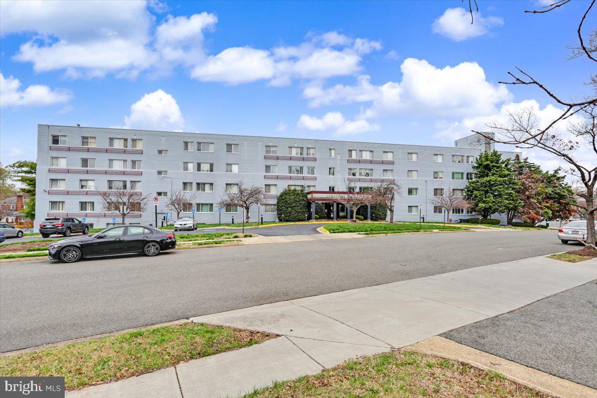 3601 5th Street S #203, Arlington