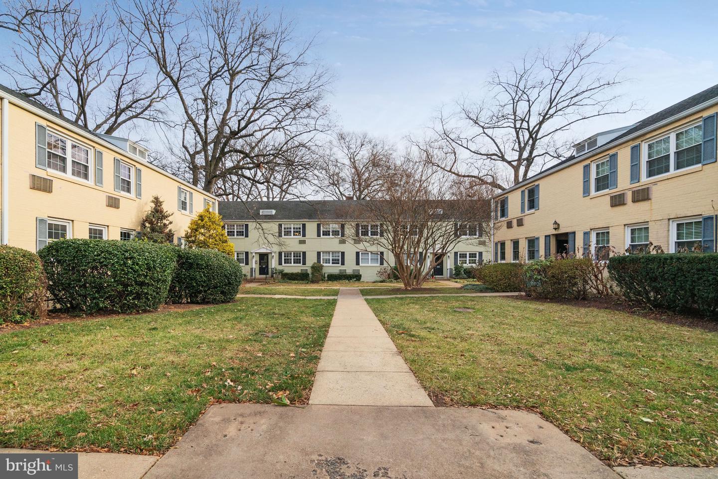 107 N George Mason Drive N #4, Arlington