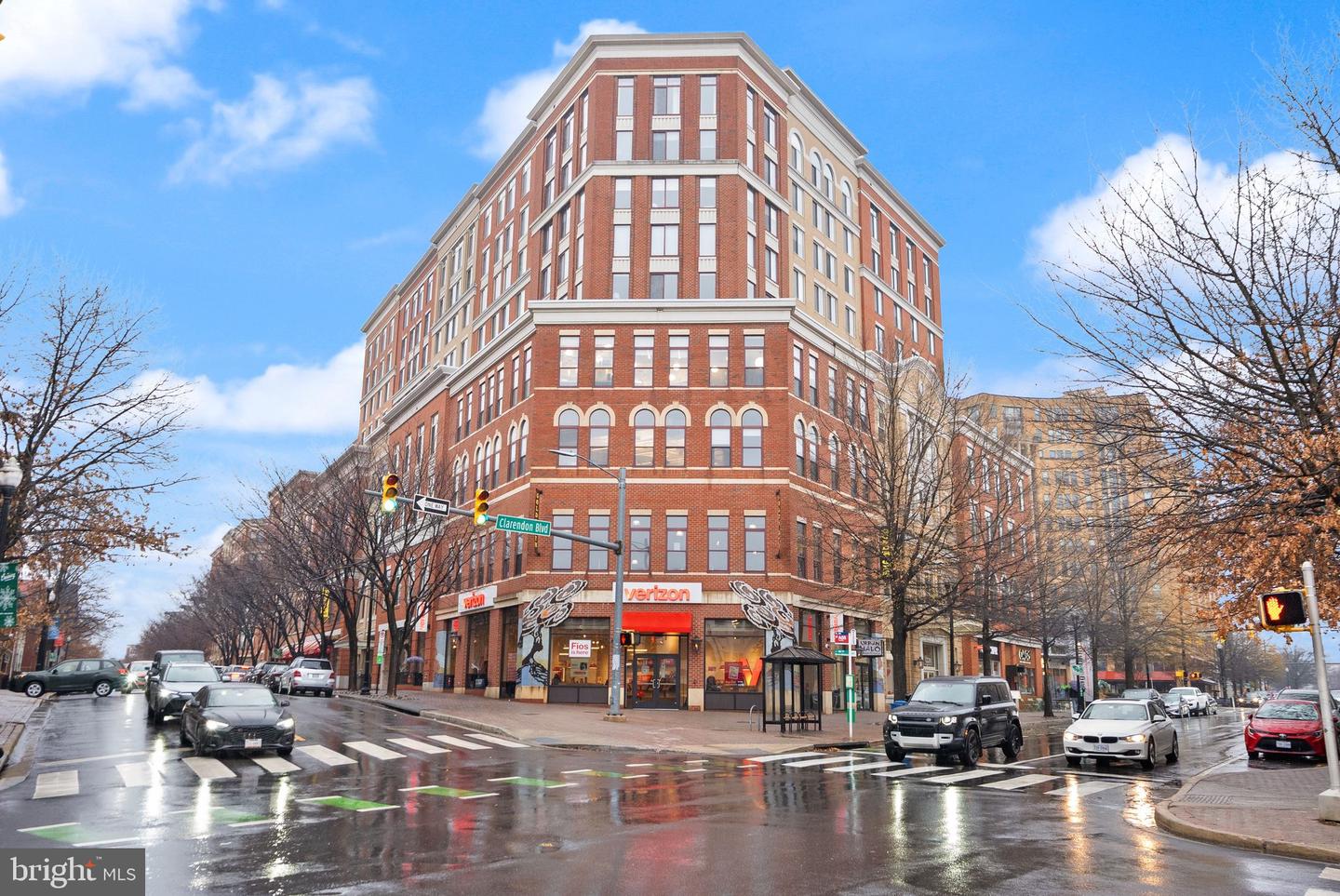1220 N Fillmore Street #602, Arlington