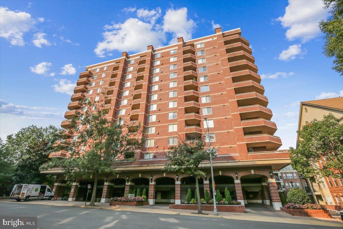 1276 N Wayne Street #418, Arlington